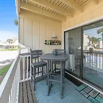 Newly Remodeled Studio In Sandpiper Cove Now With Free Beach Service And Pet Friendly