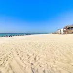 Luau Condos