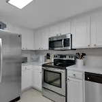 Jade East Towers 0120 By Newman-Dailey