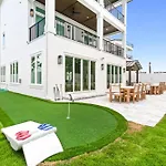 Mer Soleil - Brand New Luxury Retreat!