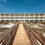 Deja View Beachfront Sunrise Beach Svc Included