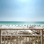Deja View Beachfront Sunrise Beach Svc Included