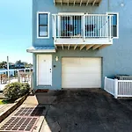 Sea-Renity 4 Waterfront Balconies Gated Beach