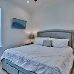 Sun Justice 4 Bd 4Bth Close To Beach