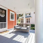1328 Laurel Grove \'Sea La Vie\'