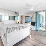 Shoreline Towers 3083