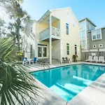 Brzee Bungalow