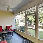 Beach Beauty 4 Bed 3 Bath Home 5 Min Walk To Beach In Gated Community