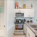 Gulfview II Unit 325 Gulf View Sleeps 6