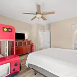 Seaside Palace With Game Room And Jetted Pool