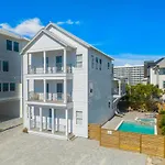 Seaside Palace With Game Room And Jetted Pool