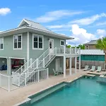 Boomerang Beach House With Private Beach