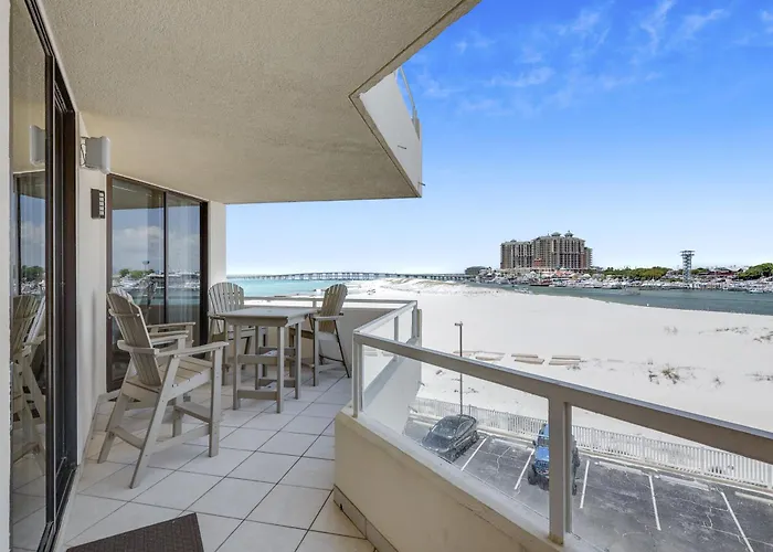 East Pass Towers 305 Condo