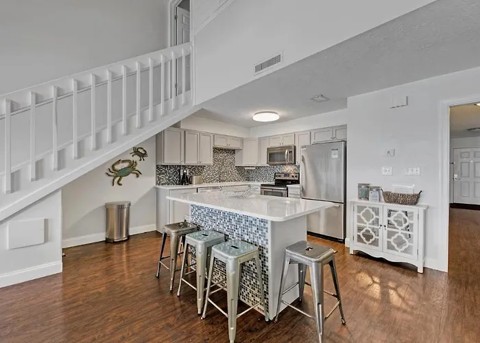 Crystal Villas 12B - Updated 2 Bedroom With Loft Beach Front Condo In The Heart Of Destin
