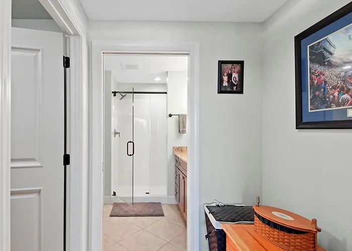 Harbor Landing 102B - Beautiful Harbor Views
