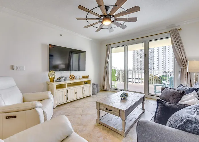 Ocean-View Miramar Beach Condo Snowbird Friendly!