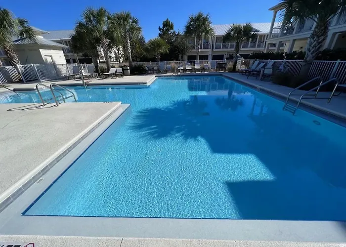 Sandy Feet Retreat Heart Of Destin Community Pool