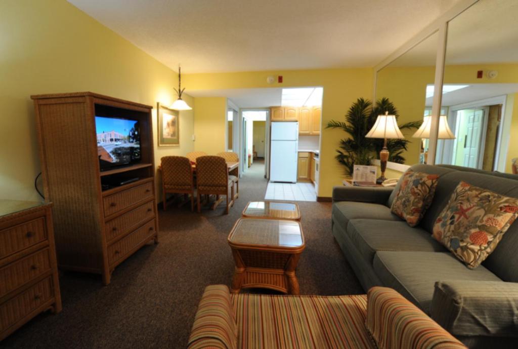 Getaways At 2* Destin