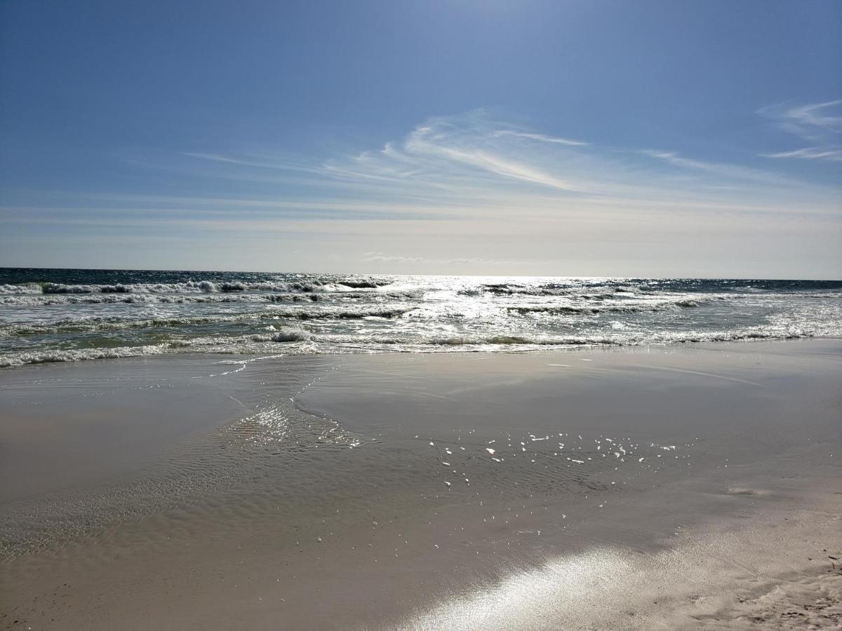 1215 A Slice Of Heaven - Destin! Pool View! *