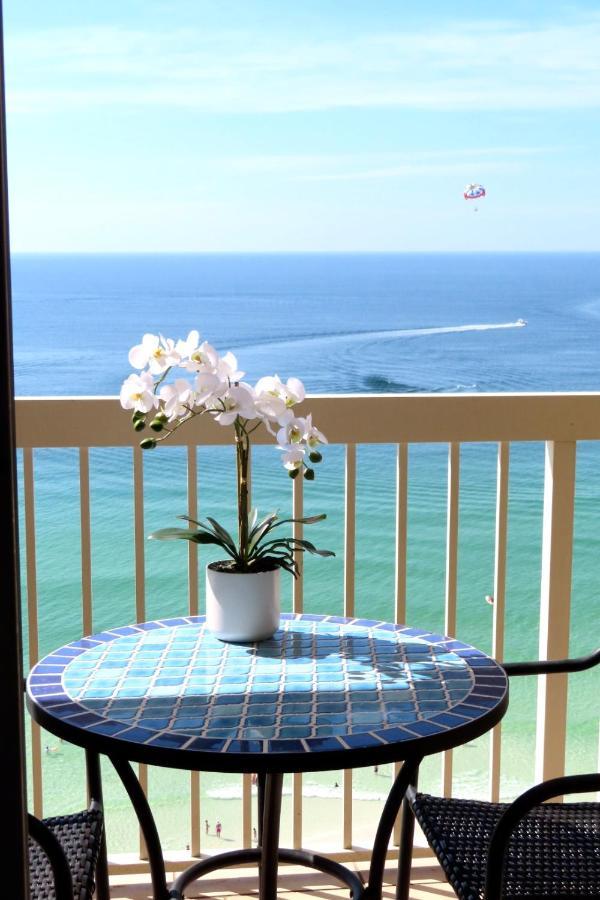 Apartment Just Updated - Beachfront Ocean View, 19th Floor *