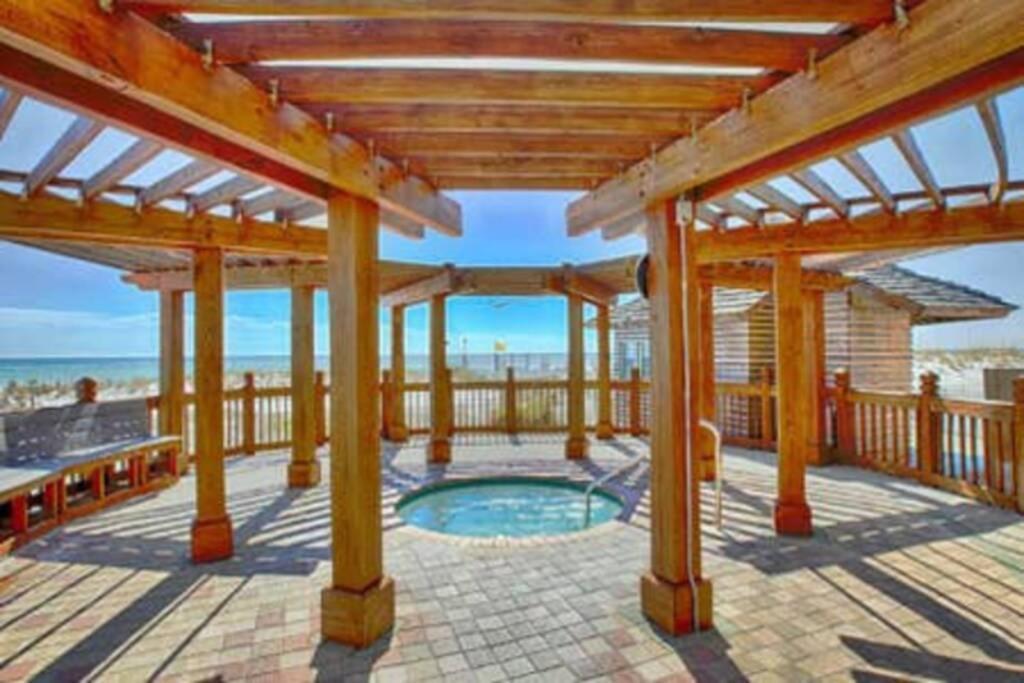 Front 18th Flr, Ocean View, New Upgrades Apartment Destin