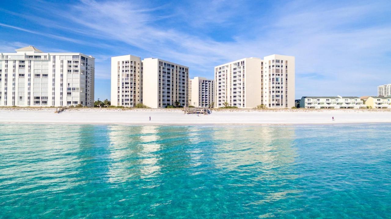Apartment Shoreline Towers 1063 *