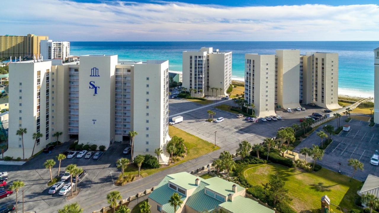 Apartment Shoreline Towers 1063 *