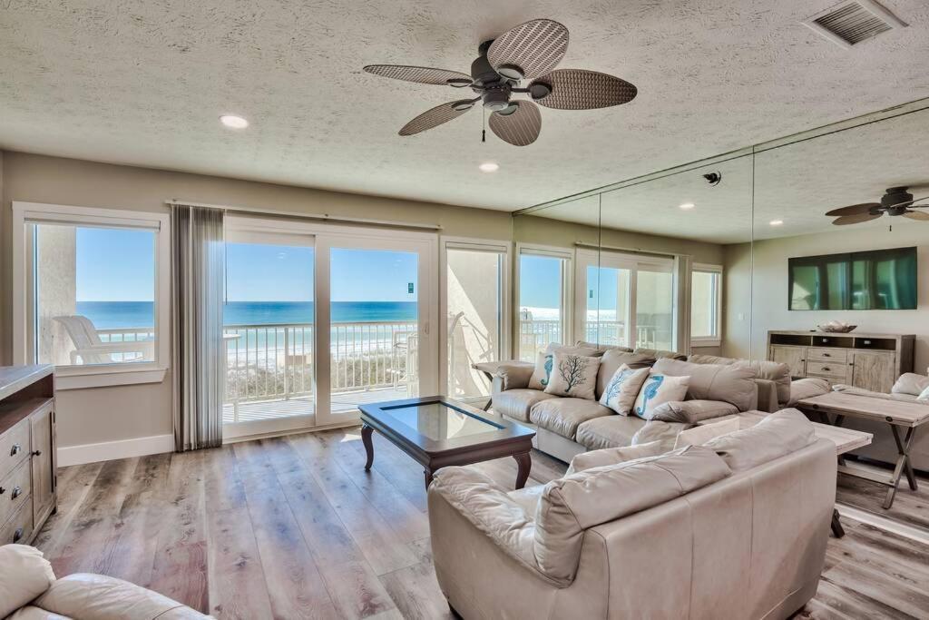 Apartment Seafarer, Gulf Front Condo, Right On The Destin