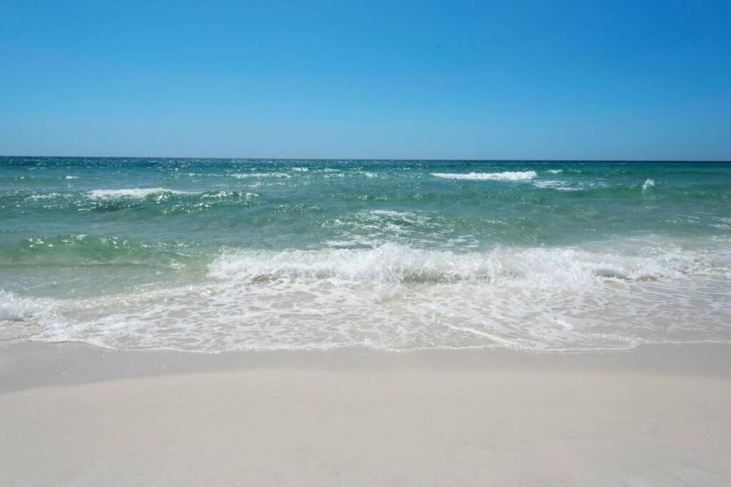 Seafarer, Gulf Front Condo, Right On The * Destin