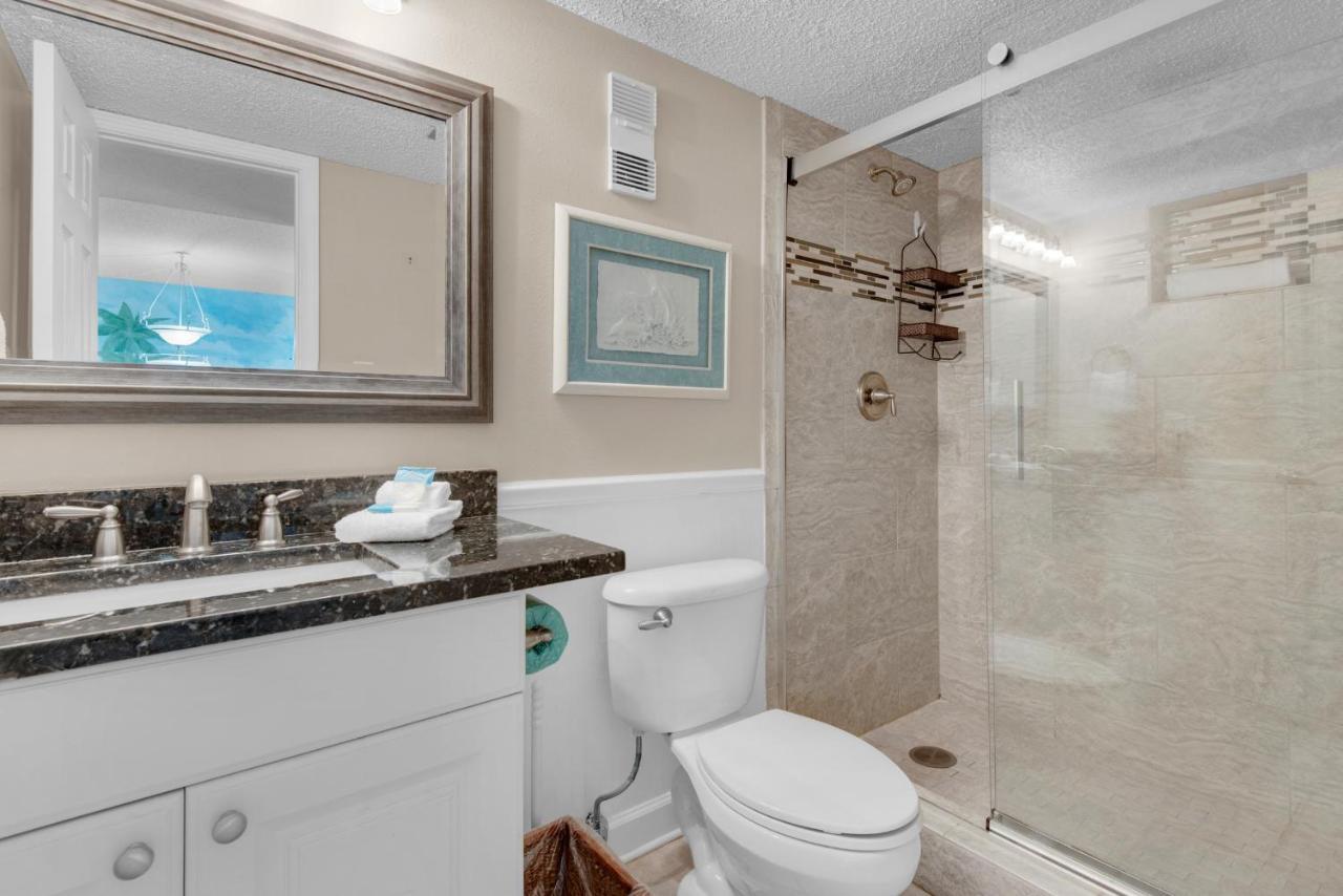 Dolphin Point #406c Apartment