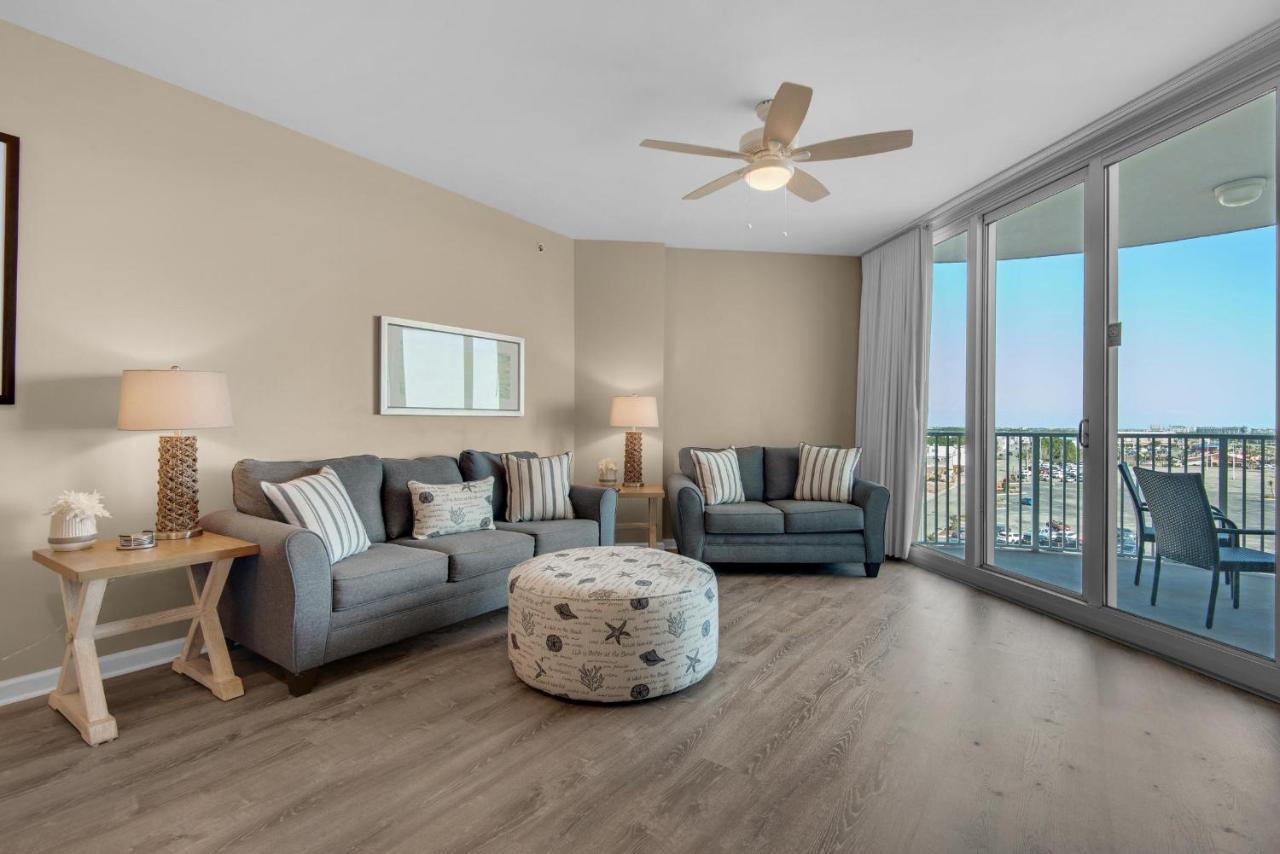 Palms #1614 Jr. 2br *