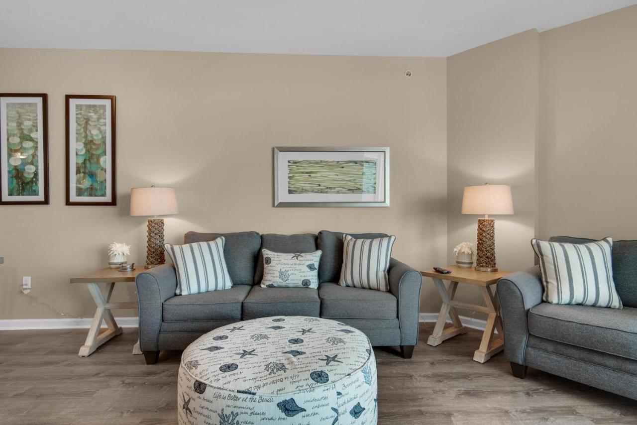 Palms #1614 Jr. 2br *