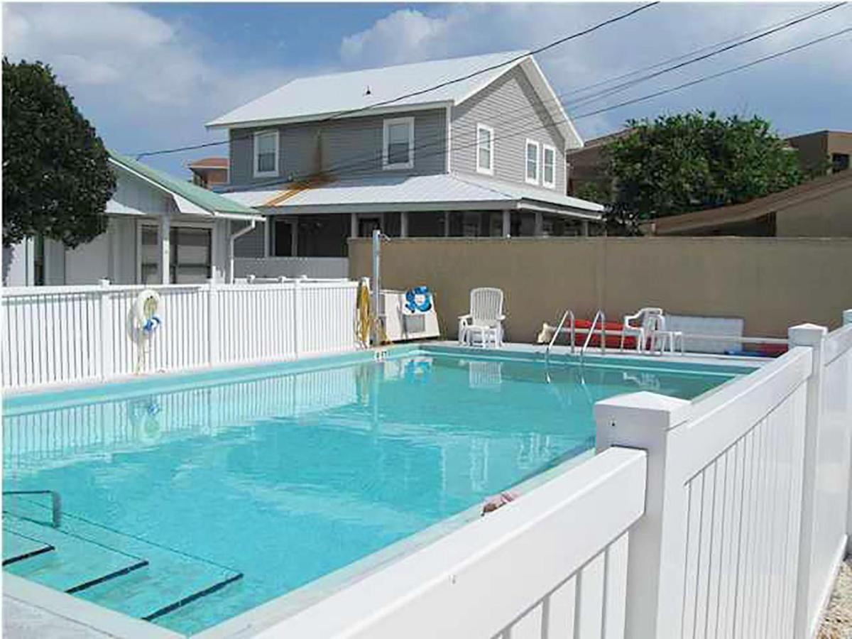 Gulf Crest #7 Apartment