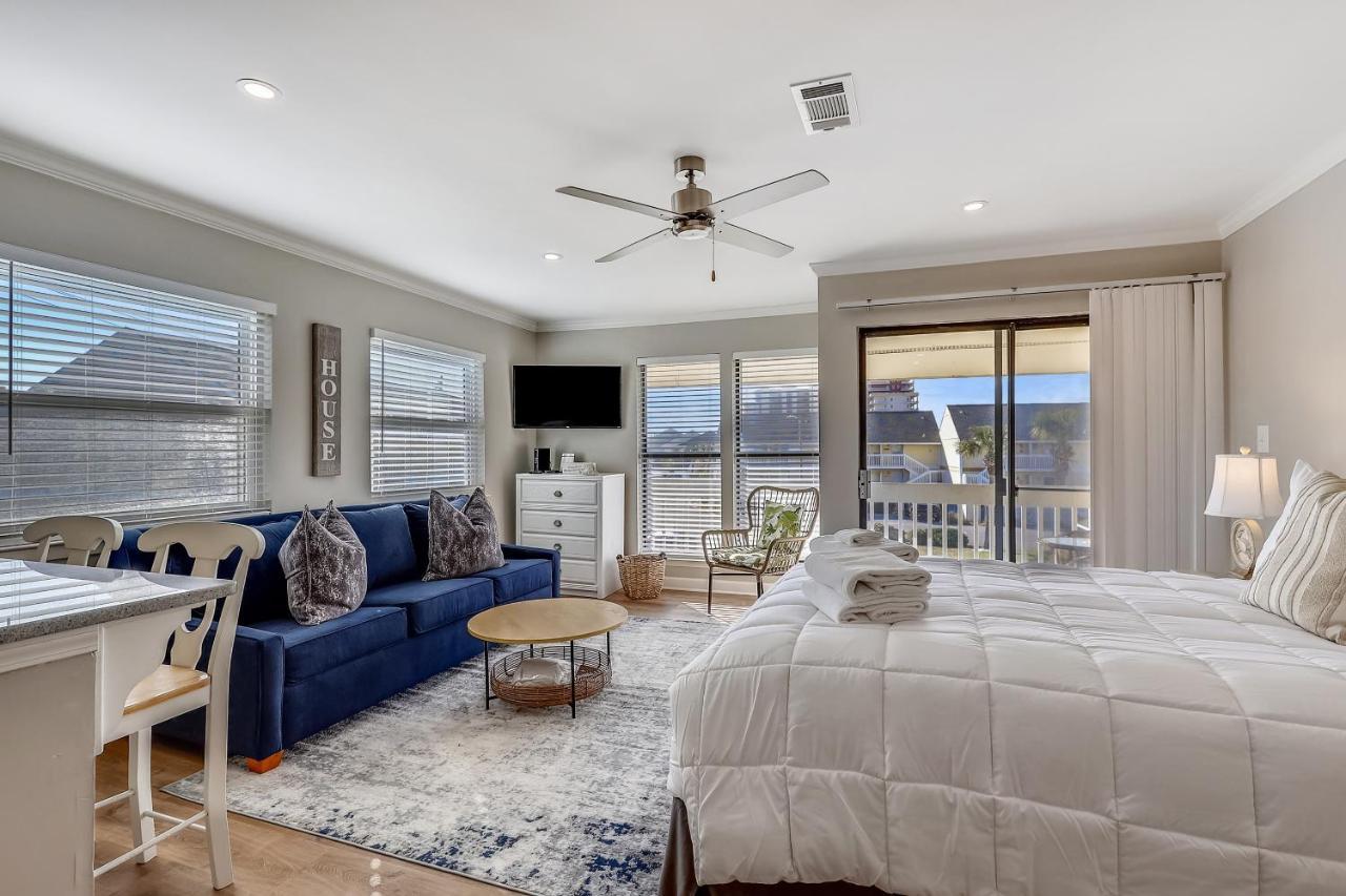 Sandpiper Cove 8208