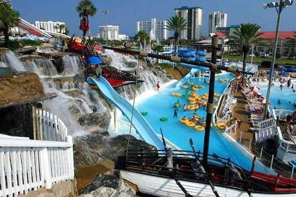 Pelican 2 Bedroom 4th Floor Gulf Front * Destin
