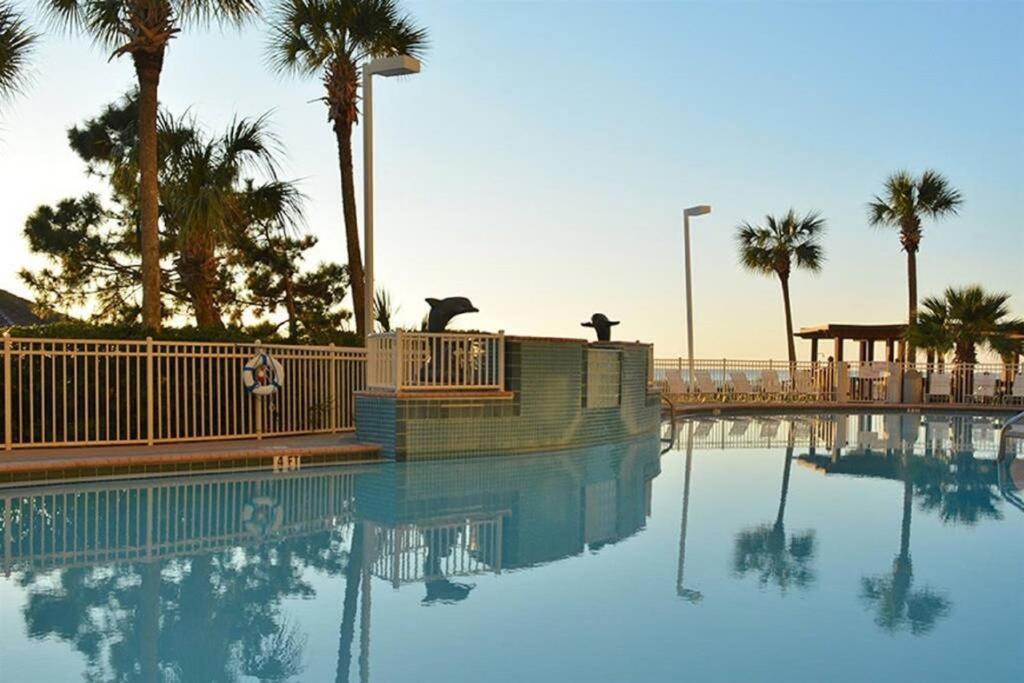 Pelican 2 Bedroom 4th Floor Gulf Front Destin