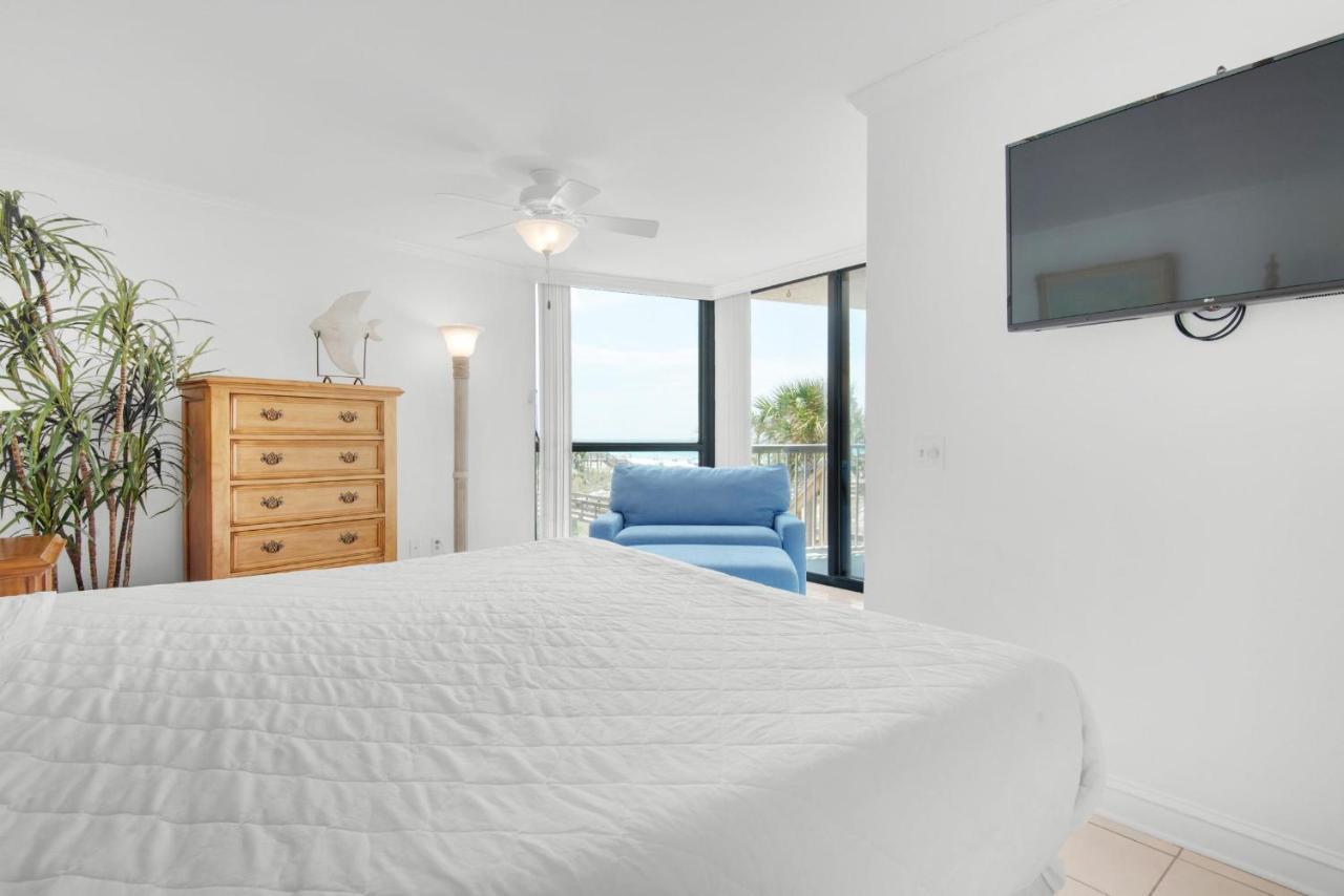 Mainsail 211 * Destin