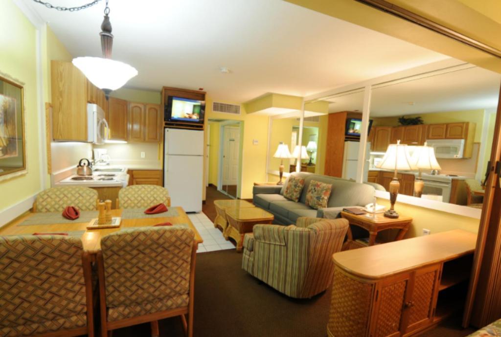 Destin Holiday Beach Resort Resort Destin