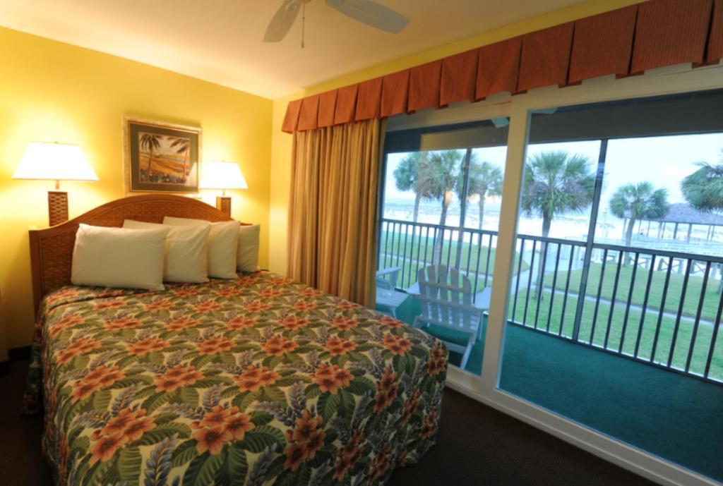 Destin Holiday Beach Resort Resort