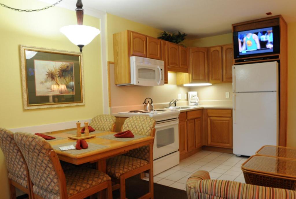 Destin Holiday Beach Resort Resort Destin