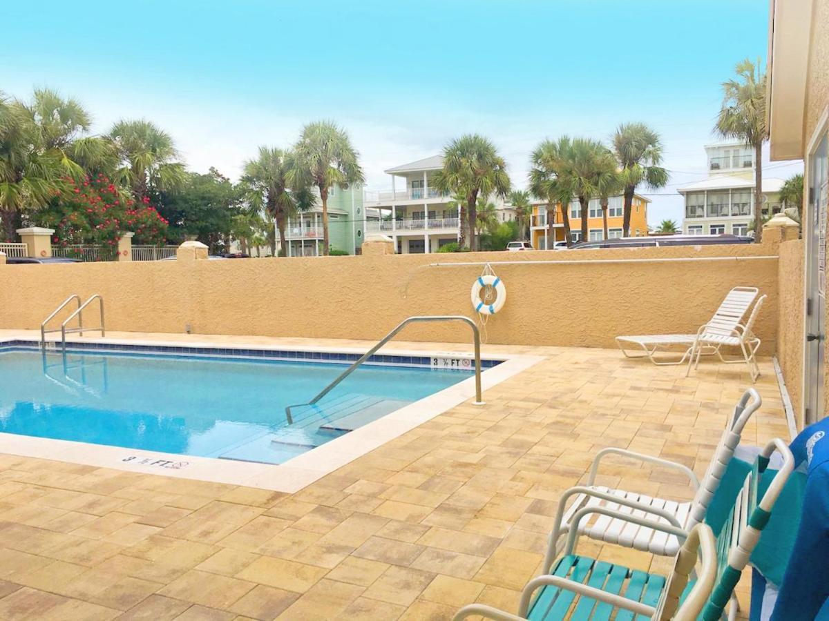 Crystal A-3 Apartment *