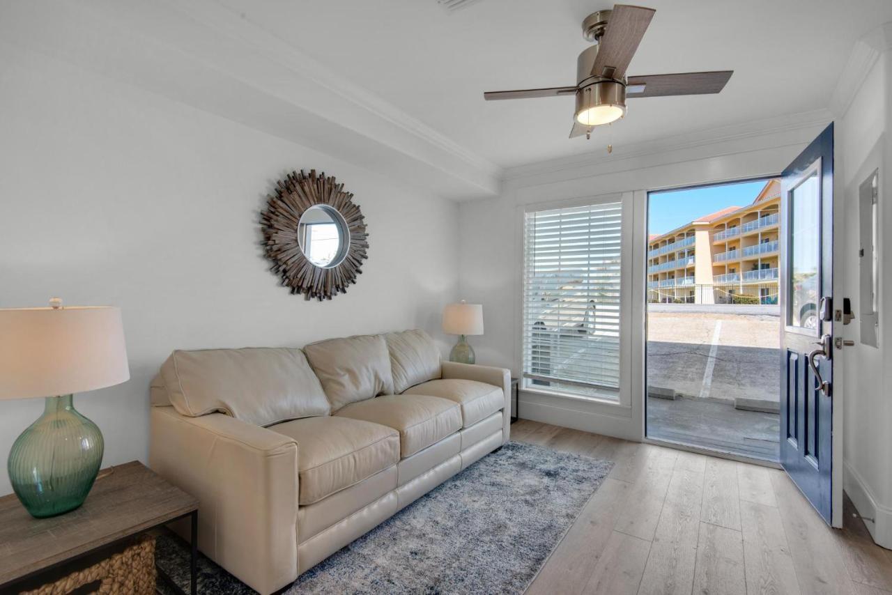 Apartment Dollar Townhome #16- Sukoon *