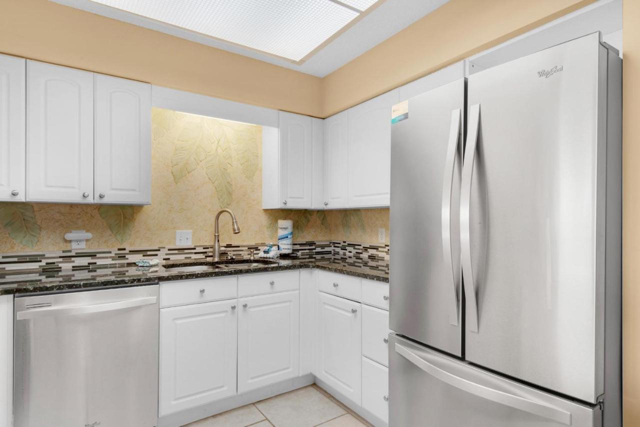 Dolphin Point #406c Apartment *