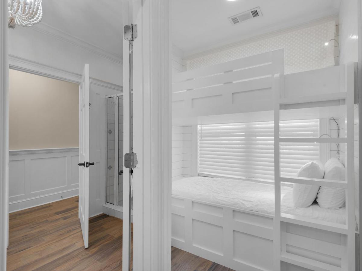 Crystal Dunes 503 By Newman-dailey Holiday home