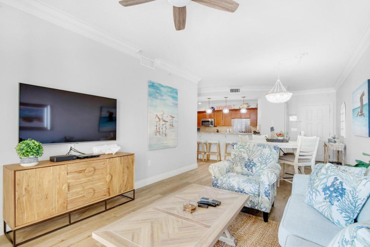 Emerald Grande W222- Rexford's Retreat Apartment Destin