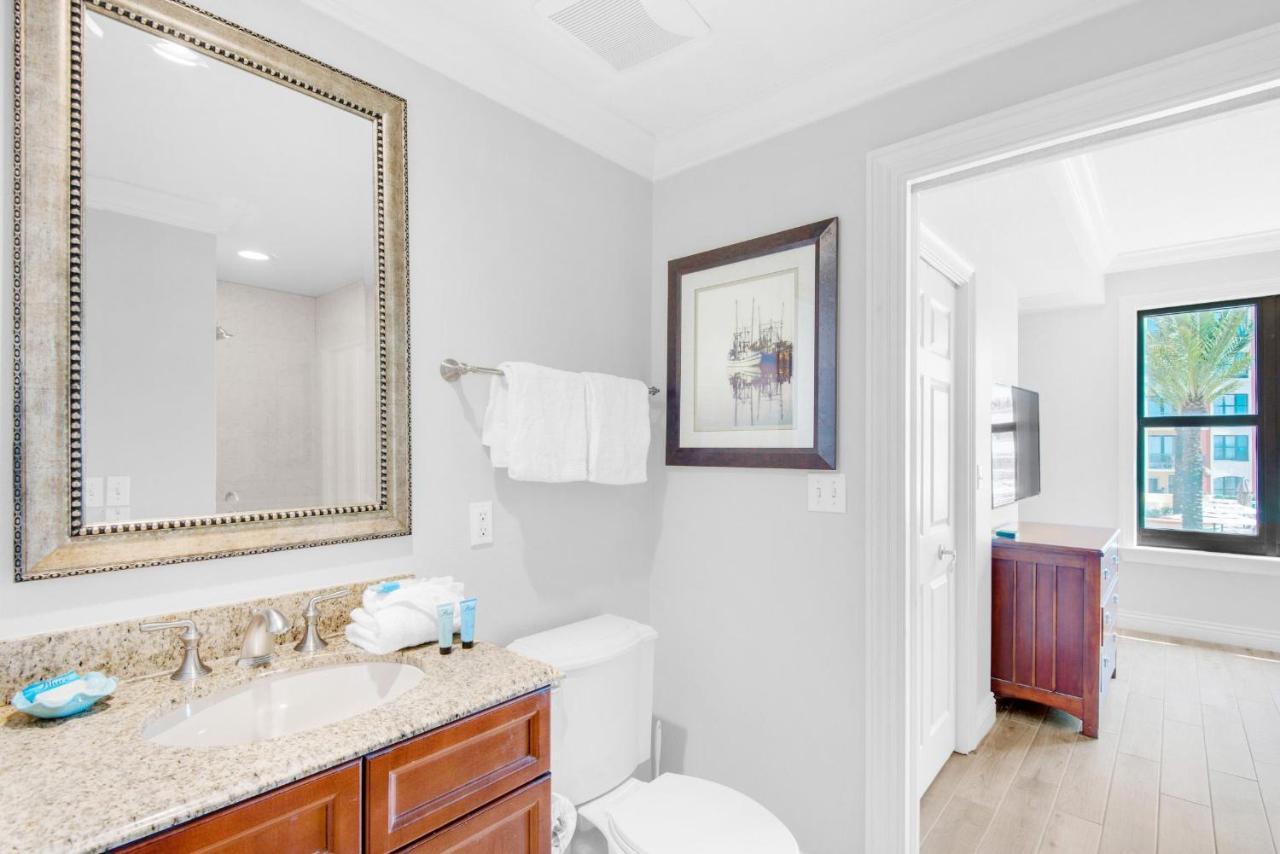 Apartment Emerald Grande W222- Rexford's Retreat Destin