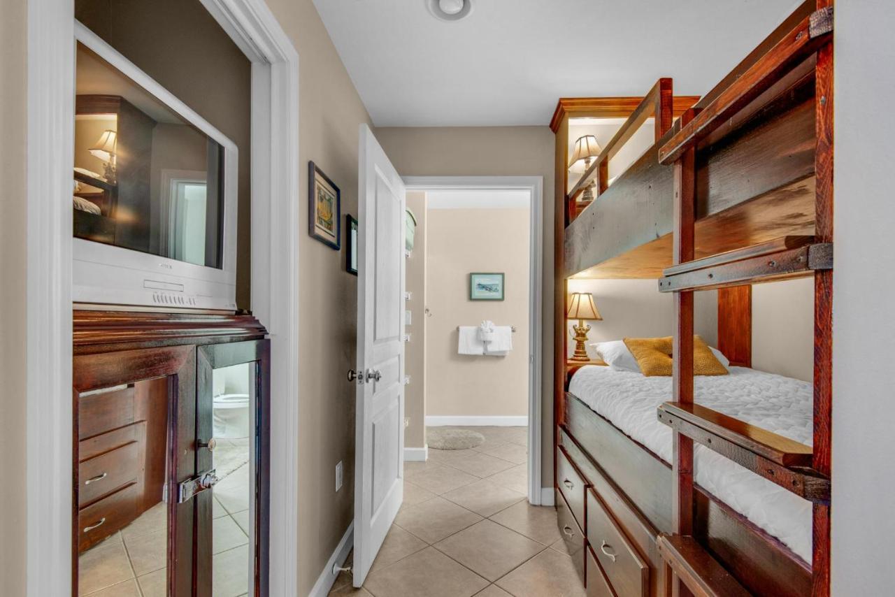 Apartment 310 Destin
