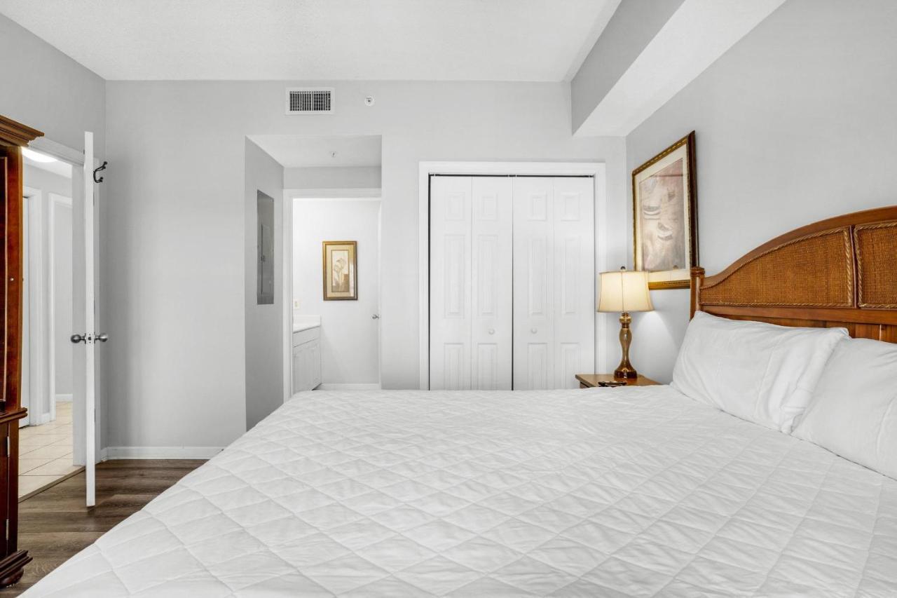 Majestic Sun 1012a Apartment *