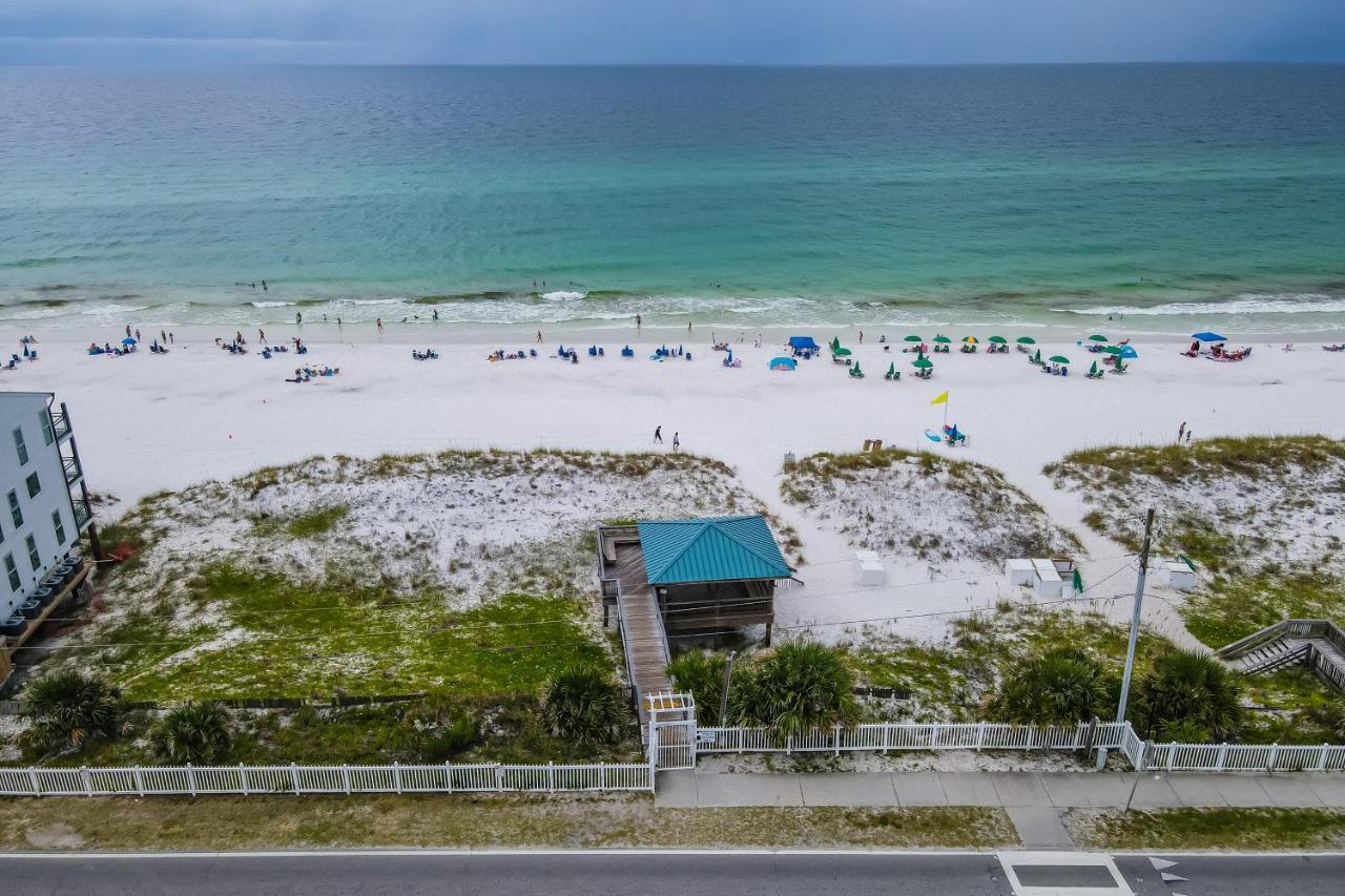 Gulf Winds 46