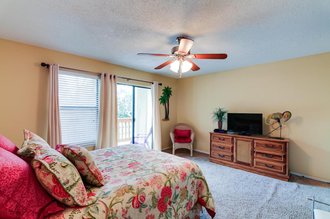 Townhome With Balcony - Walk To The Beach! * Destin